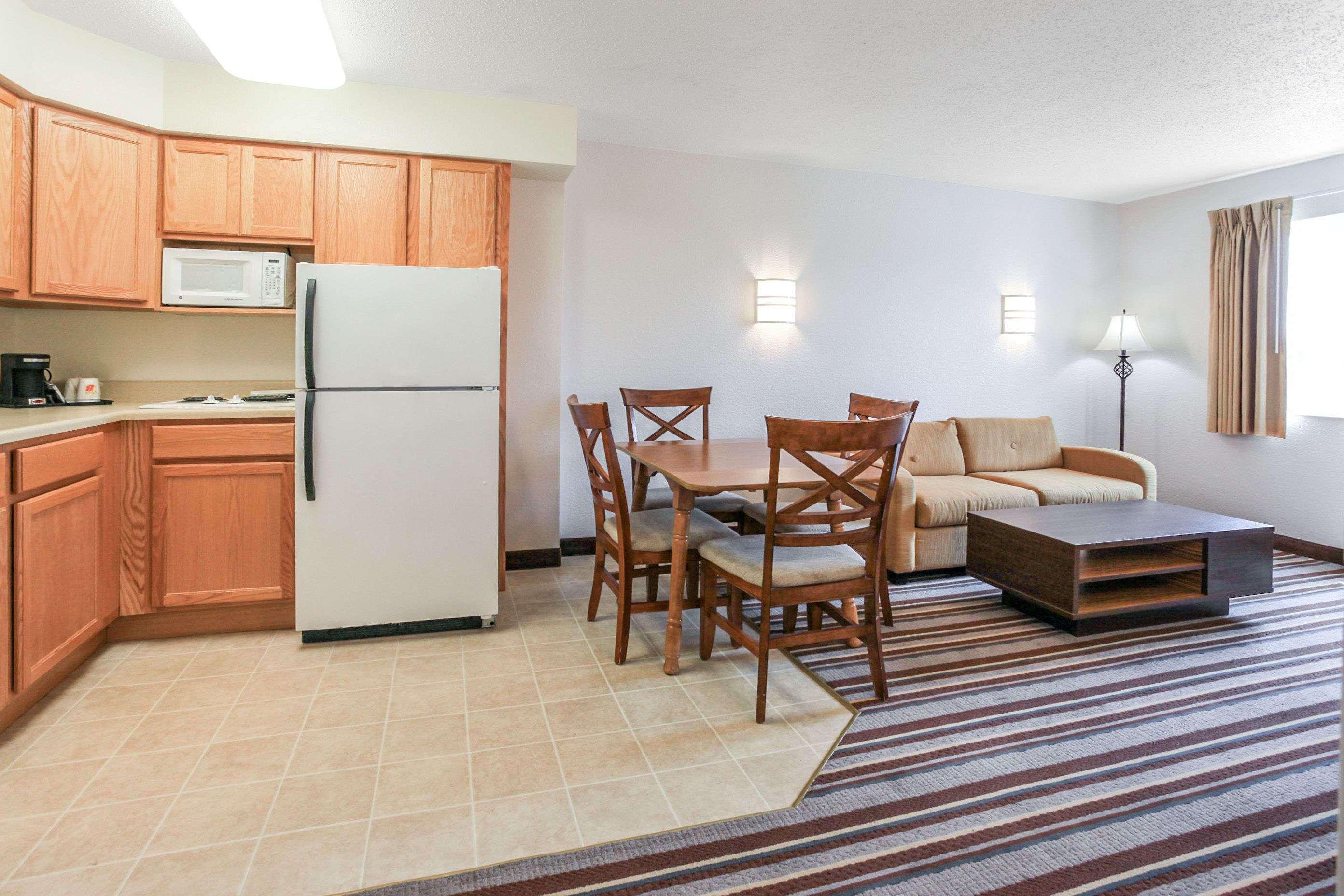 Hotel Super 8 By Wyndham Sault-Sainte-Marie Extérieur photo
