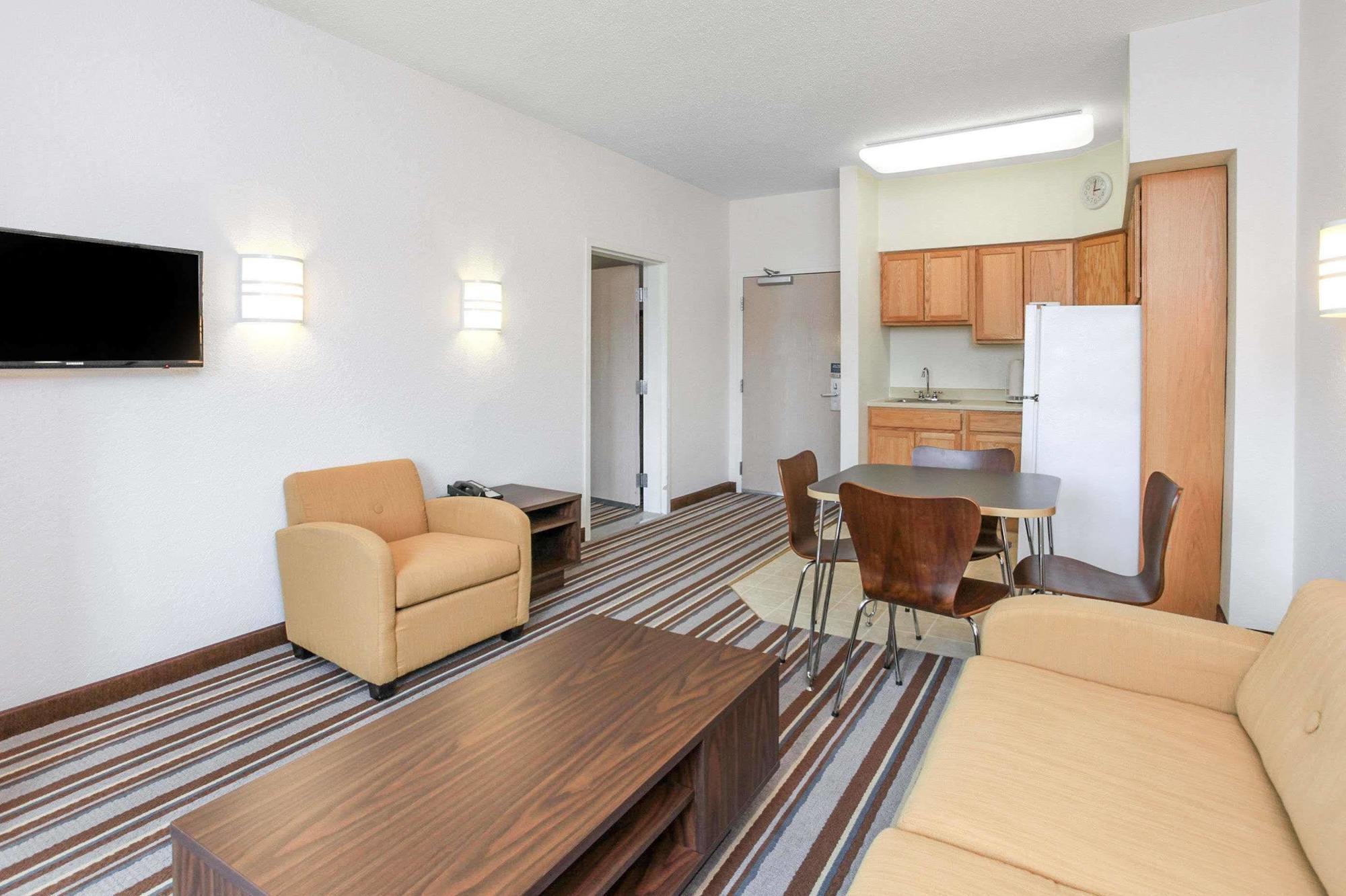 Hotel Super 8 By Wyndham Sault-Sainte-Marie Extérieur photo